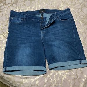 Celebrity Pink Bermuda Shorts